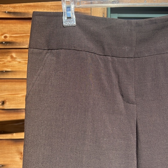 Kristin Davis Brown Business Pants, Size 10 - Picture 2 of 11